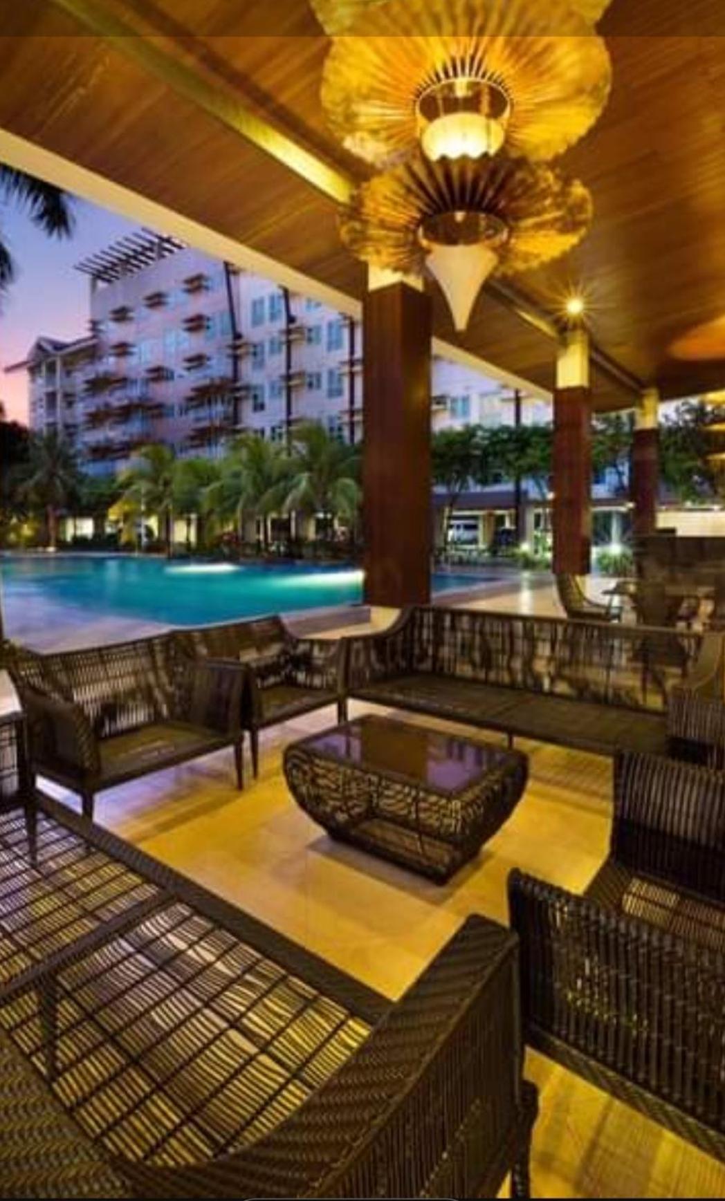 The Rochester Manila Exterior photo